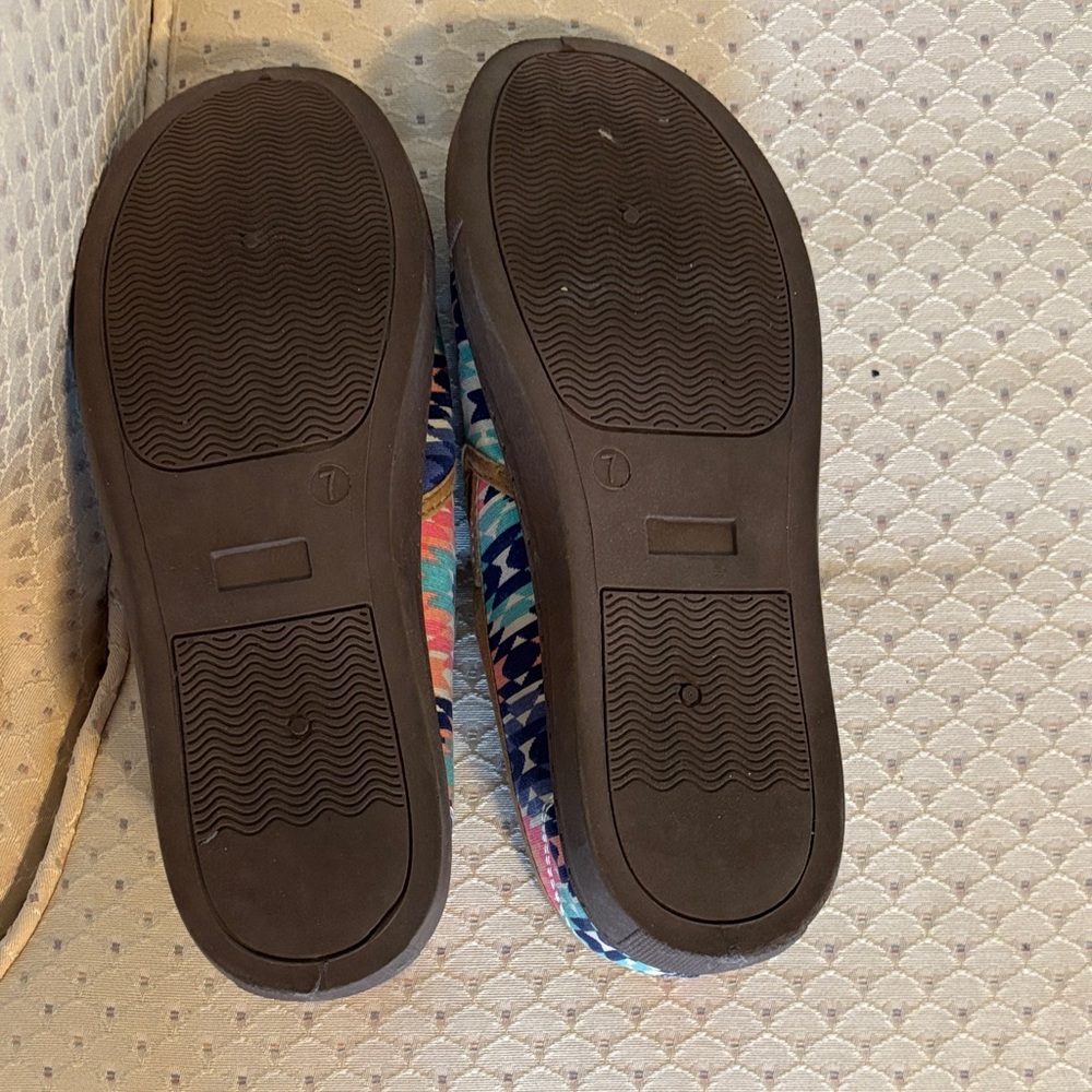 chic Multicolor Patterned Loafers - Picture 3 of 3
